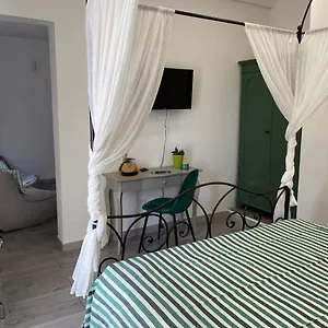 Centro Bed & Breakfast